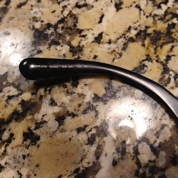 Prada sunglasses - Picture 5 of 5